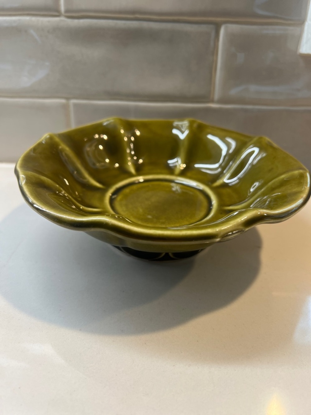 Mccoy Olive-Glaze Scalloped Footed Bowl